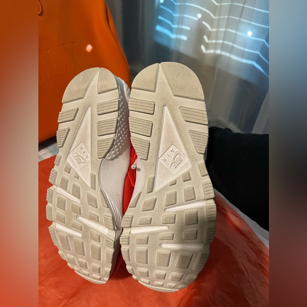 Nike - Picture 6 of 6